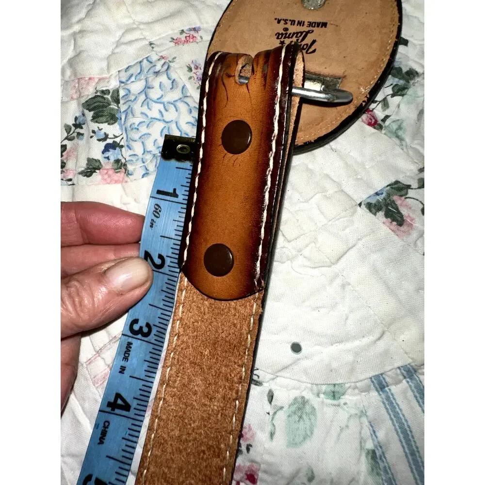 VINTAGE UNWORN TONY LAMA COMONCHERO TOOLED LEATHER WESTERN BELT & BUCKLE UNISEX